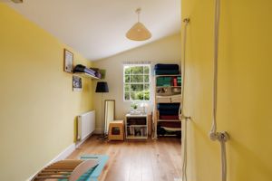 Bedroom- click for photo gallery